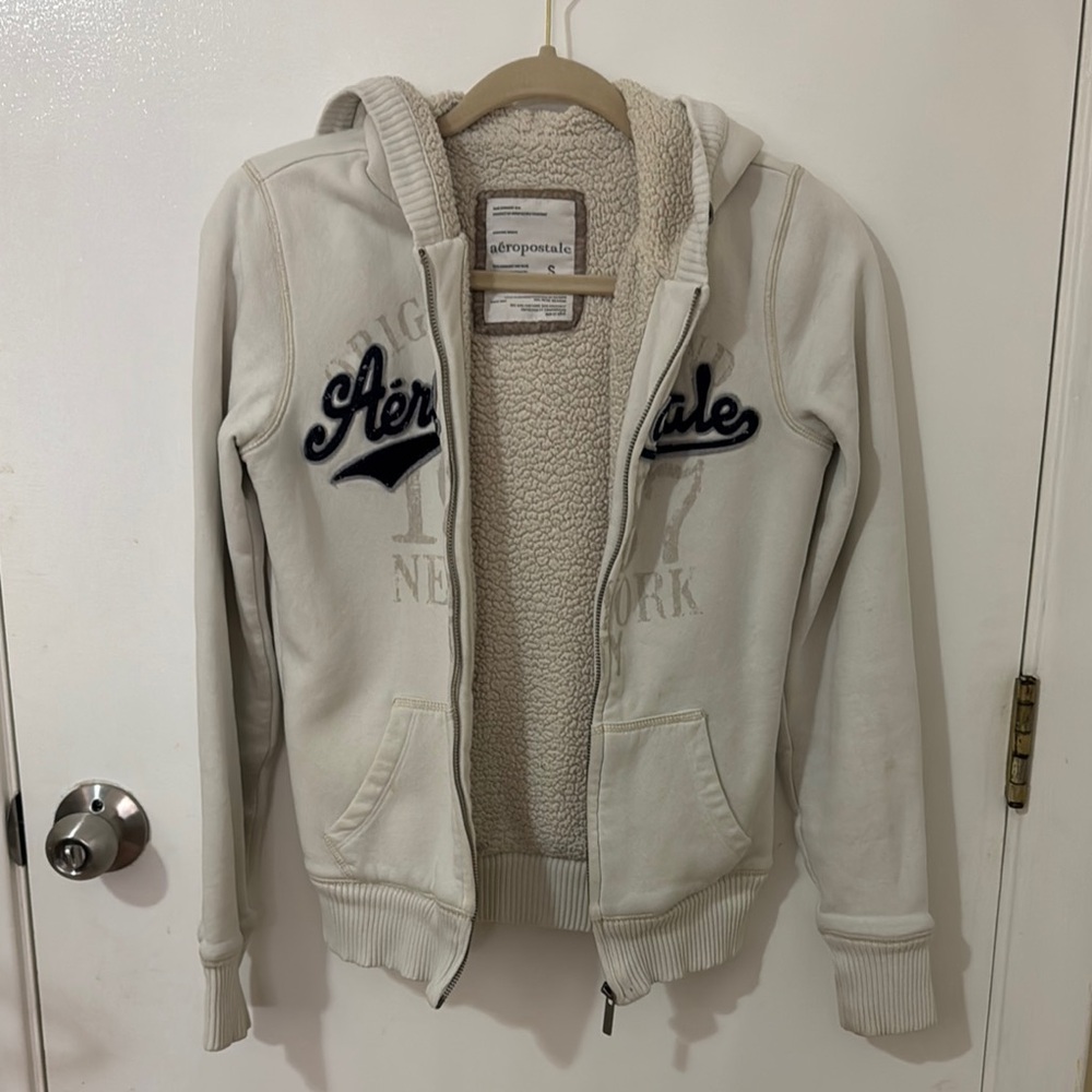 Aeropostale Off-White Hoodie with Fleece Lining